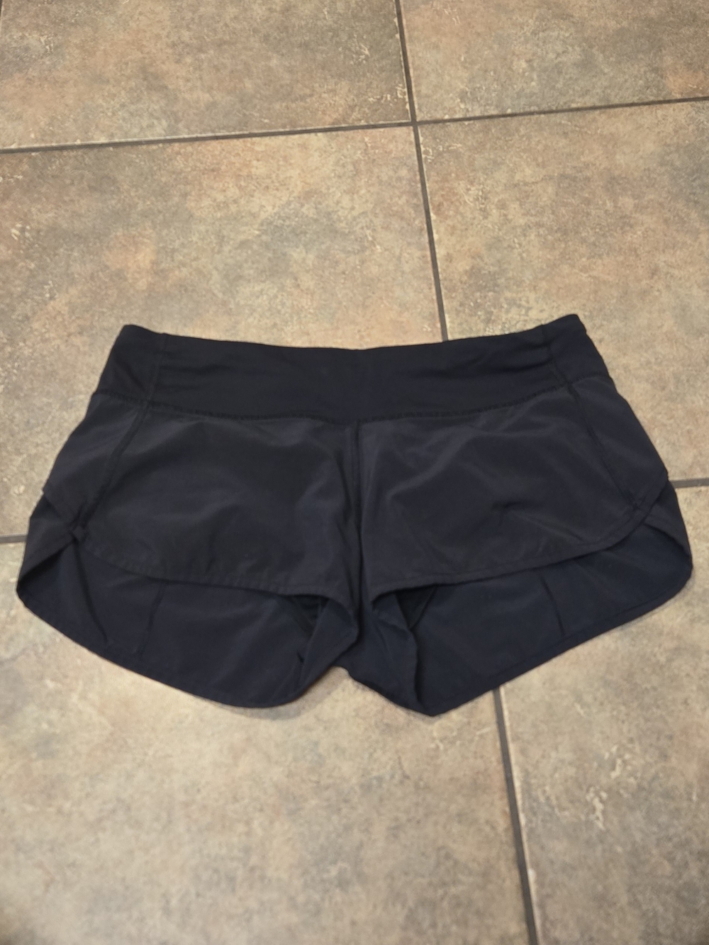 Lululemon Speed Shorts Black Size 6 Low Rise Lined Running Shorts